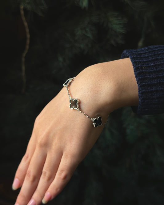 Noir Clover Bracelet